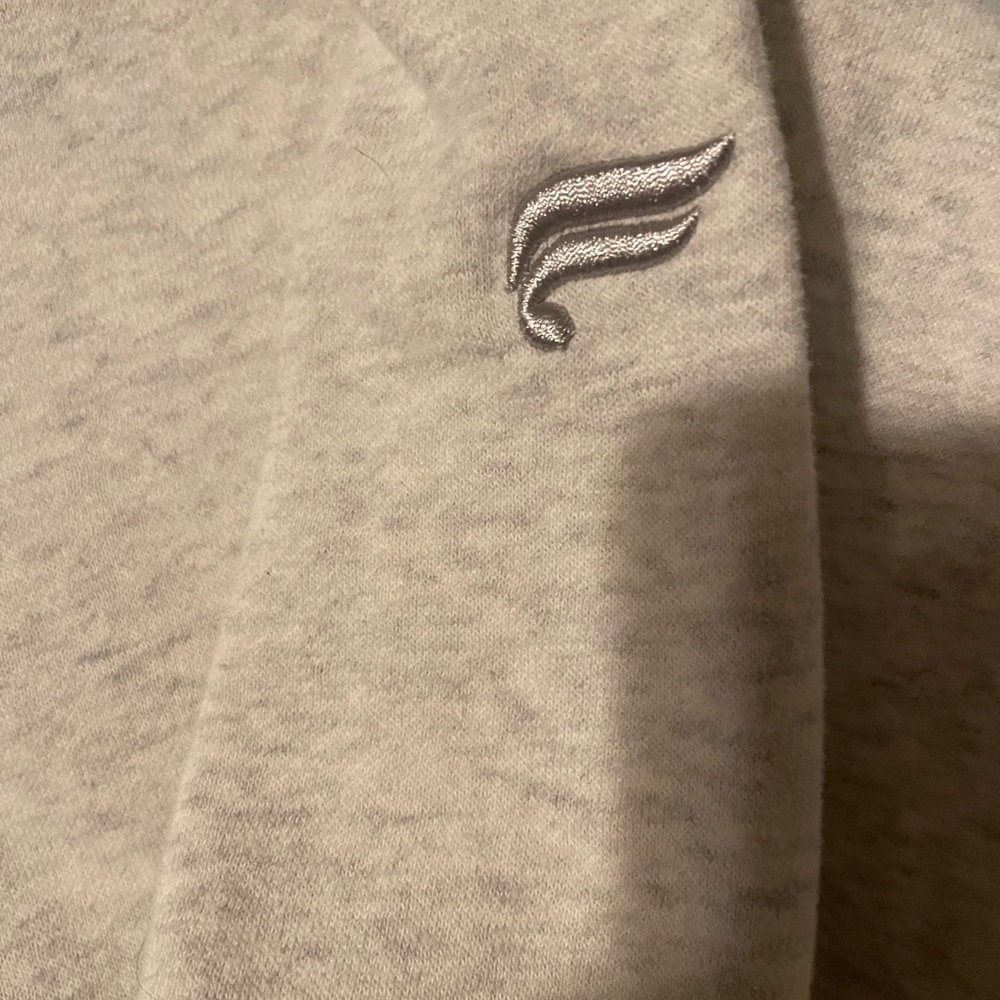 FABLETICS Women’s Gray Crewneck Sweater - Picture 2 of 3